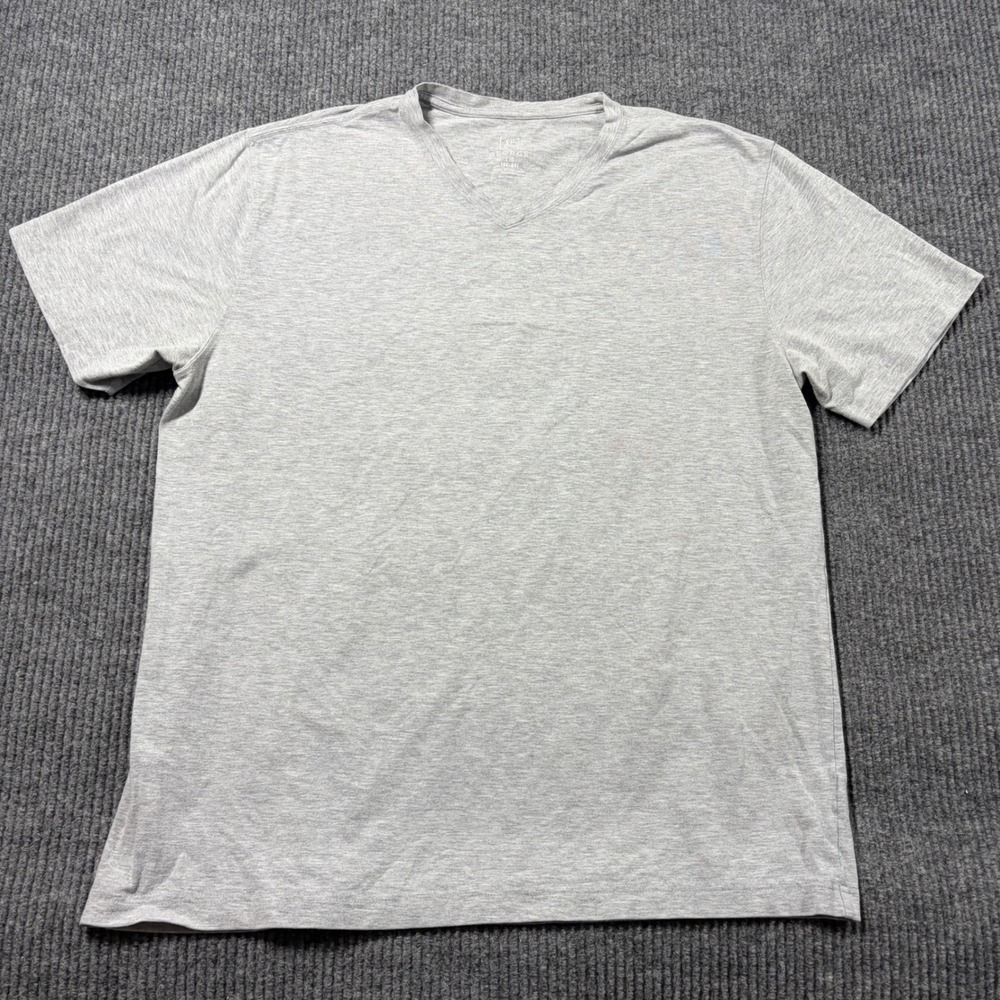 George Mens Heather Gray V-Neck Short Sleeve T-Shirt Size Large 42-44